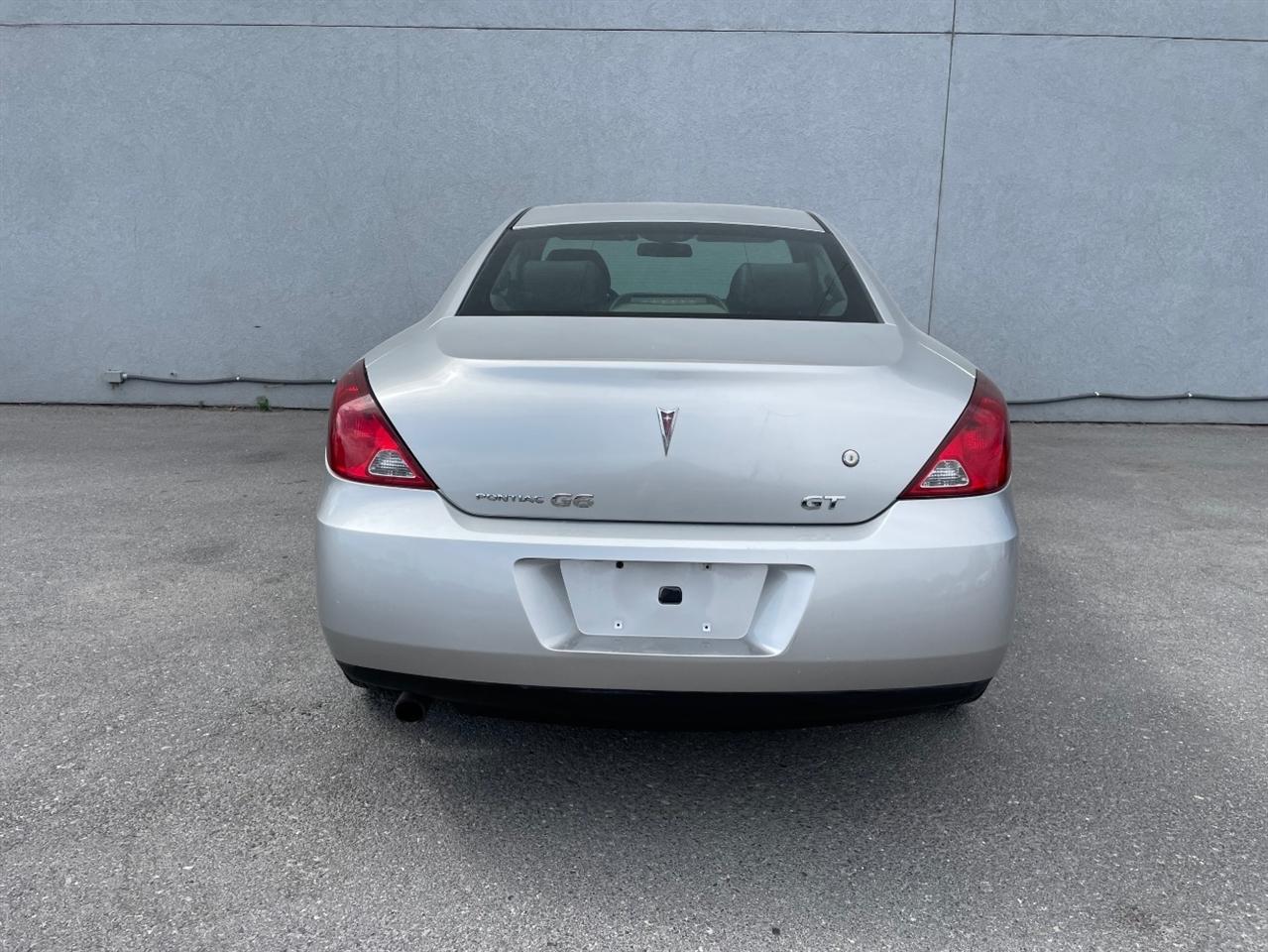Pontiac G6  2006