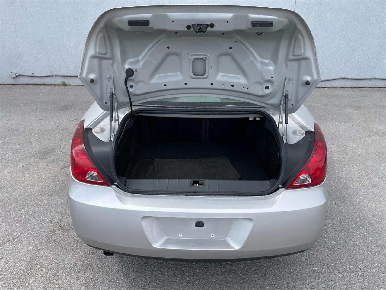 Pontiac G6  2006