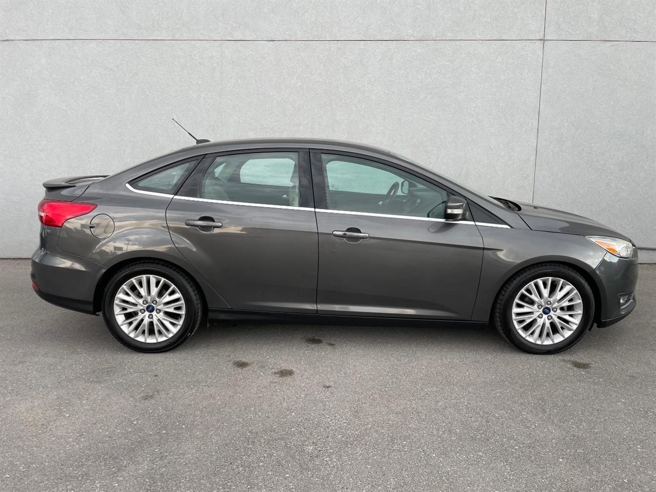 Ford Focus  2015