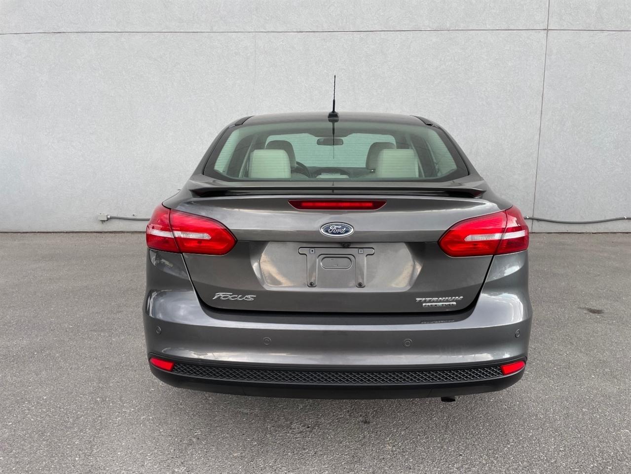 Ford Focus  2015