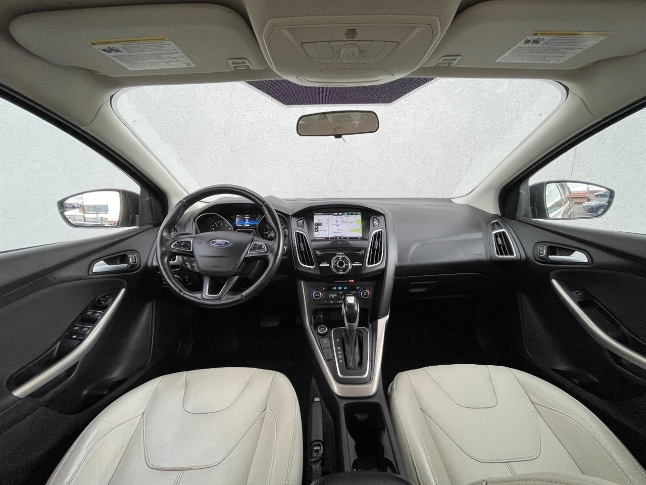 Ford Focus  2015