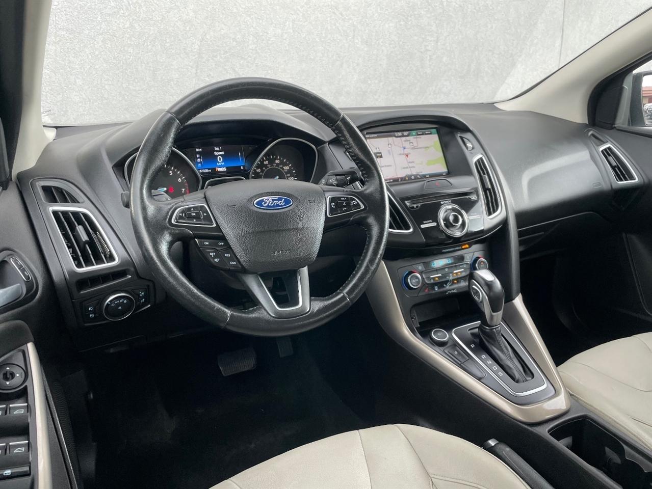 Ford Focus  2015