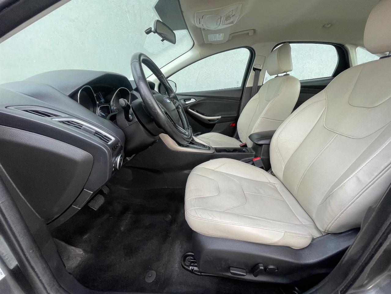 Ford Focus  2015