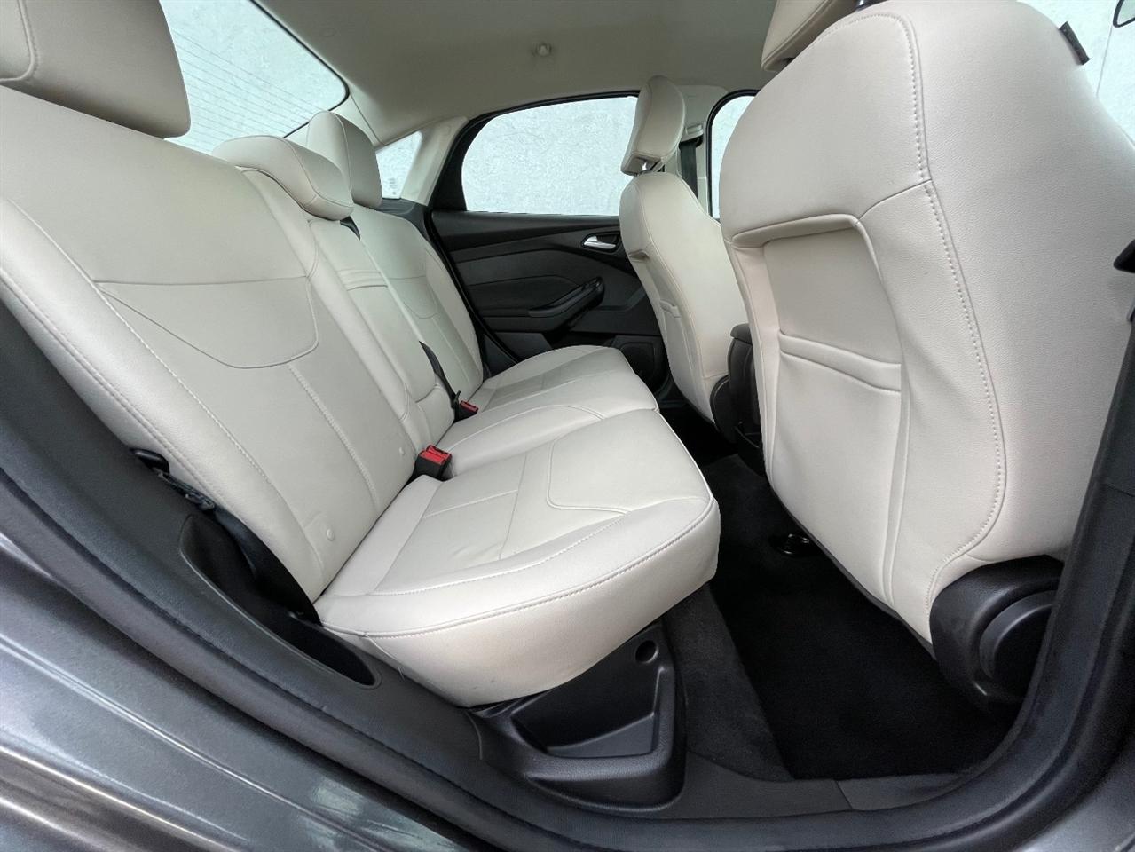 Ford Focus  2015