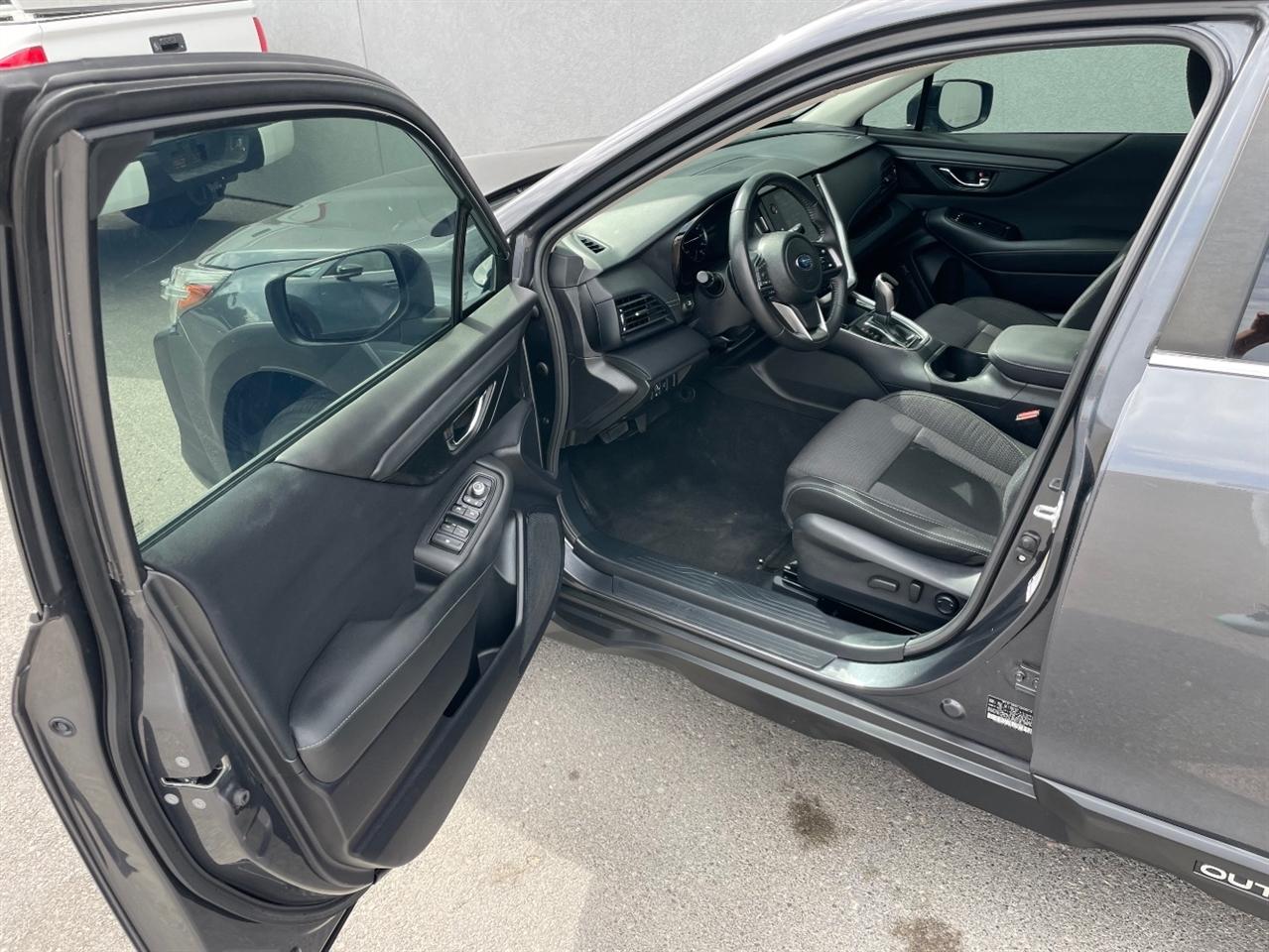Subaru Outback  2024