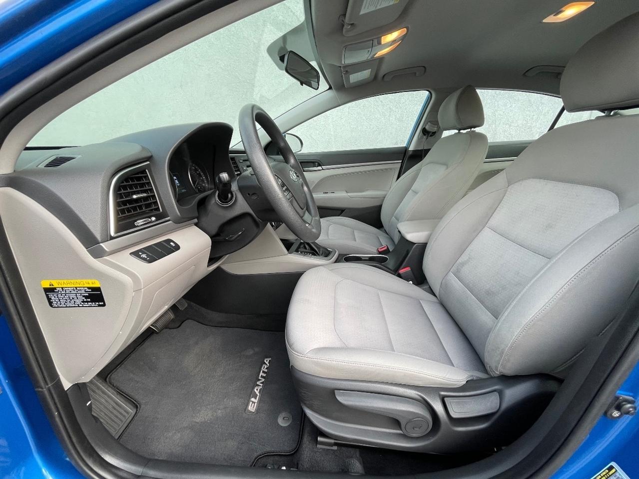 Hyundai Elantra  2017