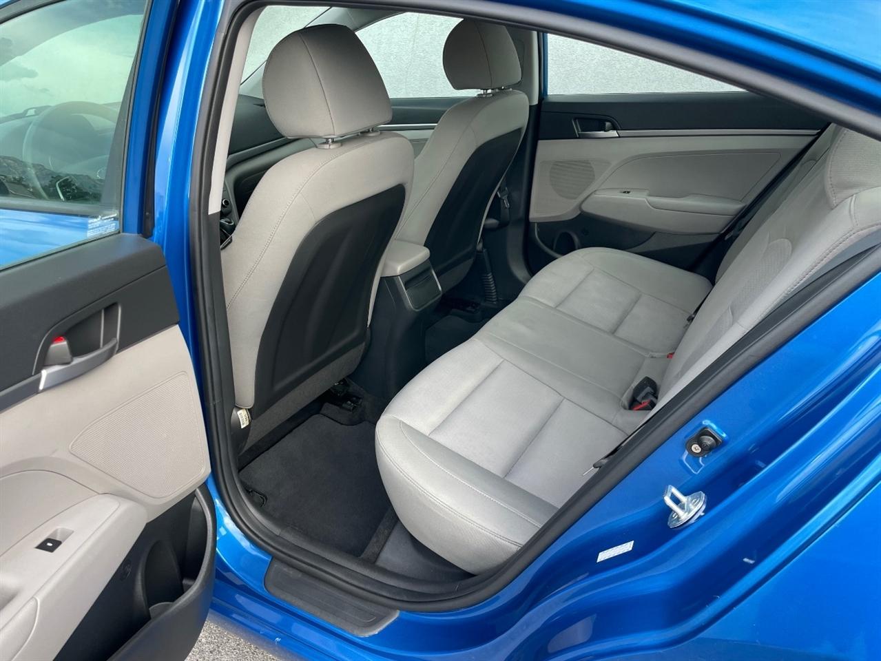 Hyundai Elantra  2017
