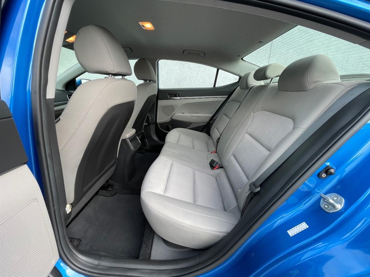 Hyundai Elantra  2017