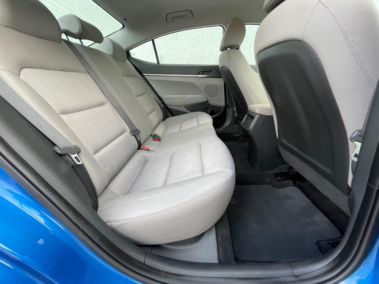 Hyundai Elantra  2017