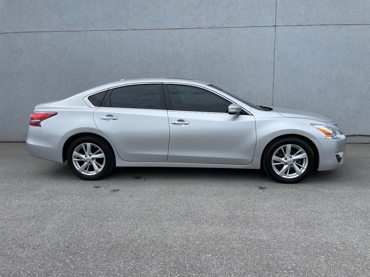 Nissan Altima  2014