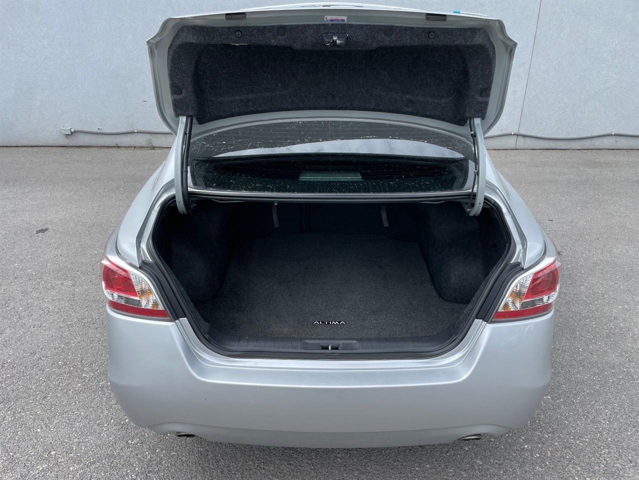 Nissan Altima  2014
