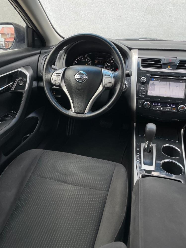 Nissan Altima  2014