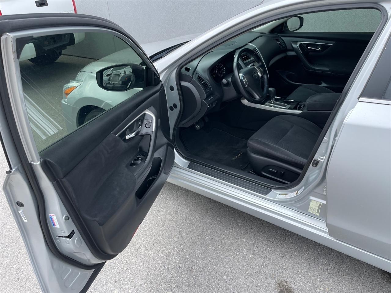 Nissan Altima  2014