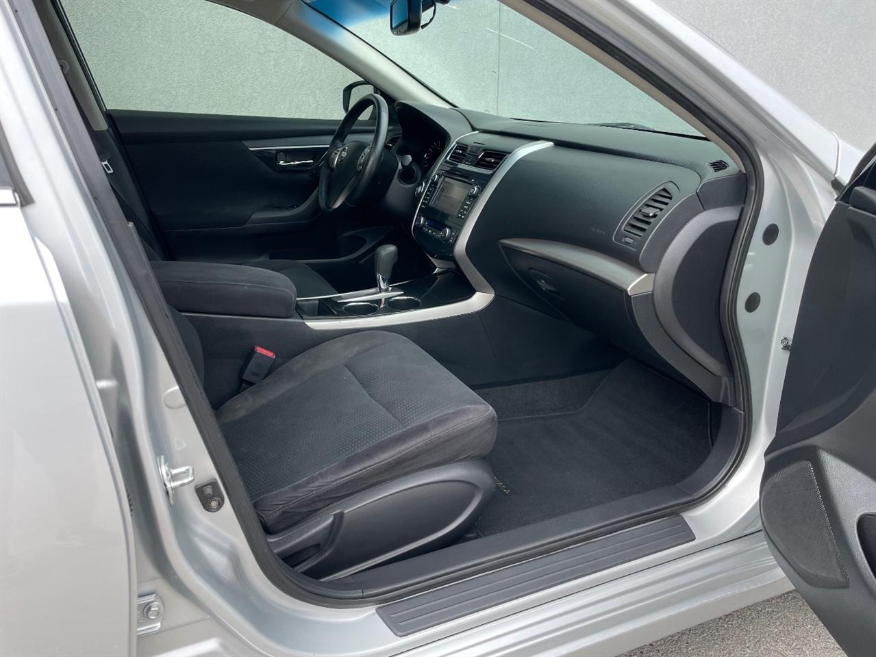 Nissan Altima  2014