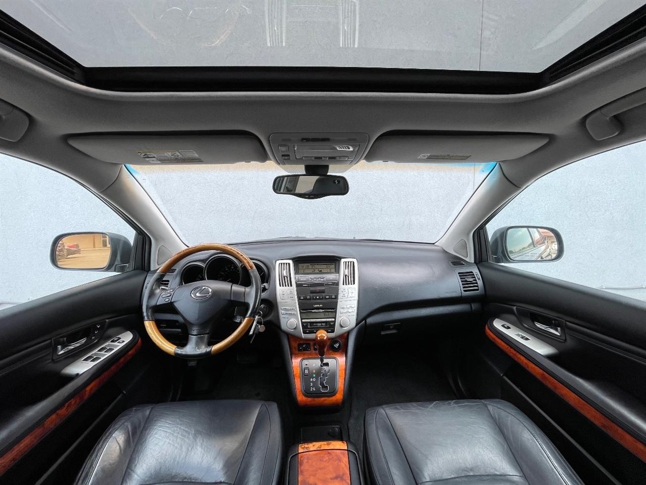 Lexus RX 330  2005