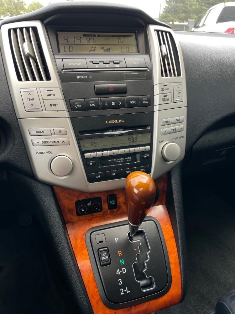 Lexus RX 330  2005