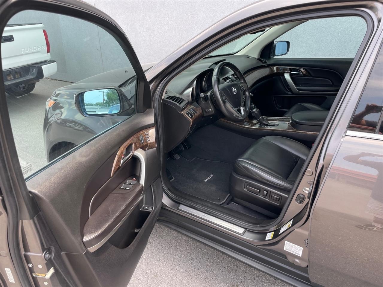 Acura MDX  2011
