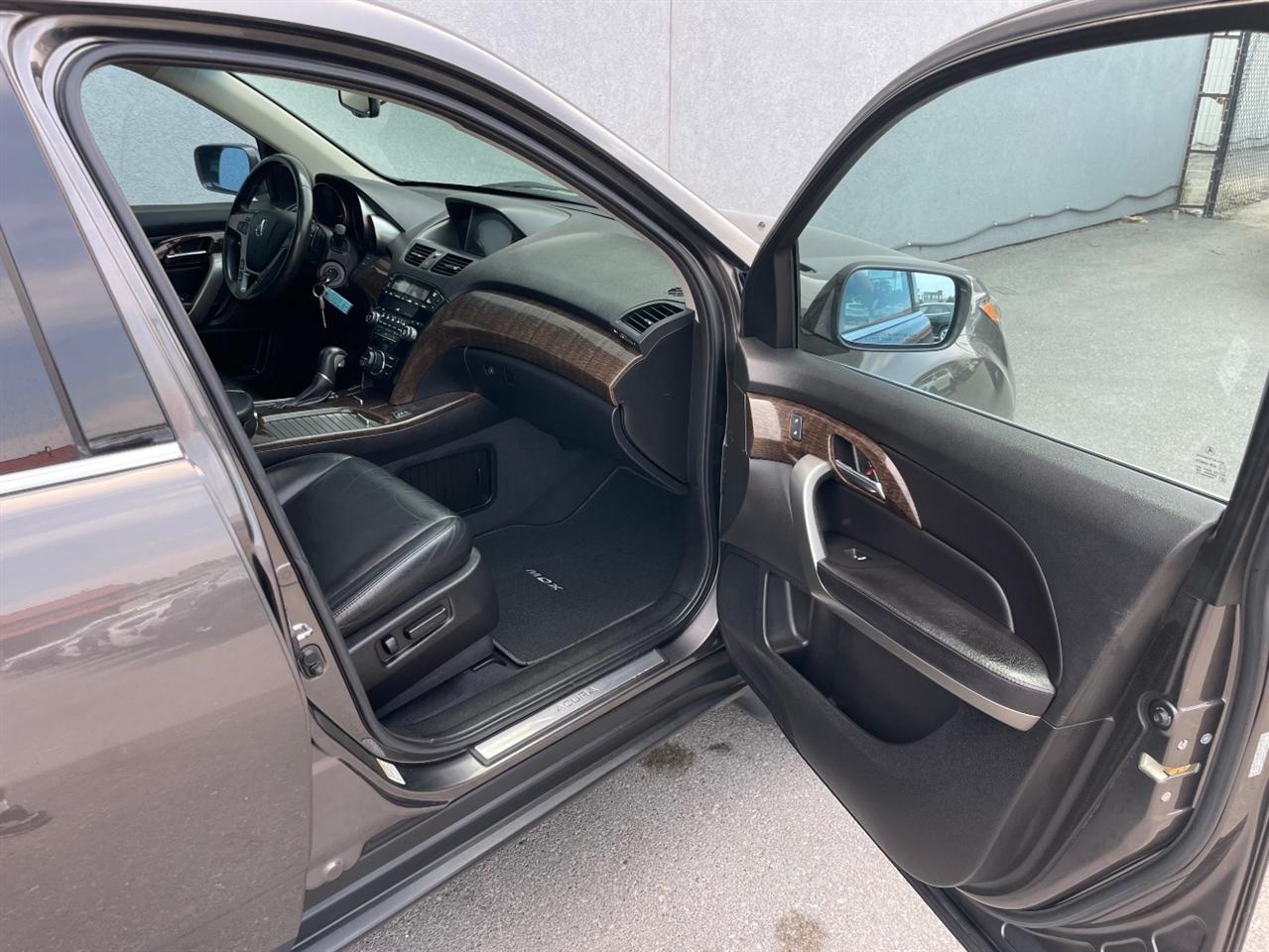 Acura MDX  2011