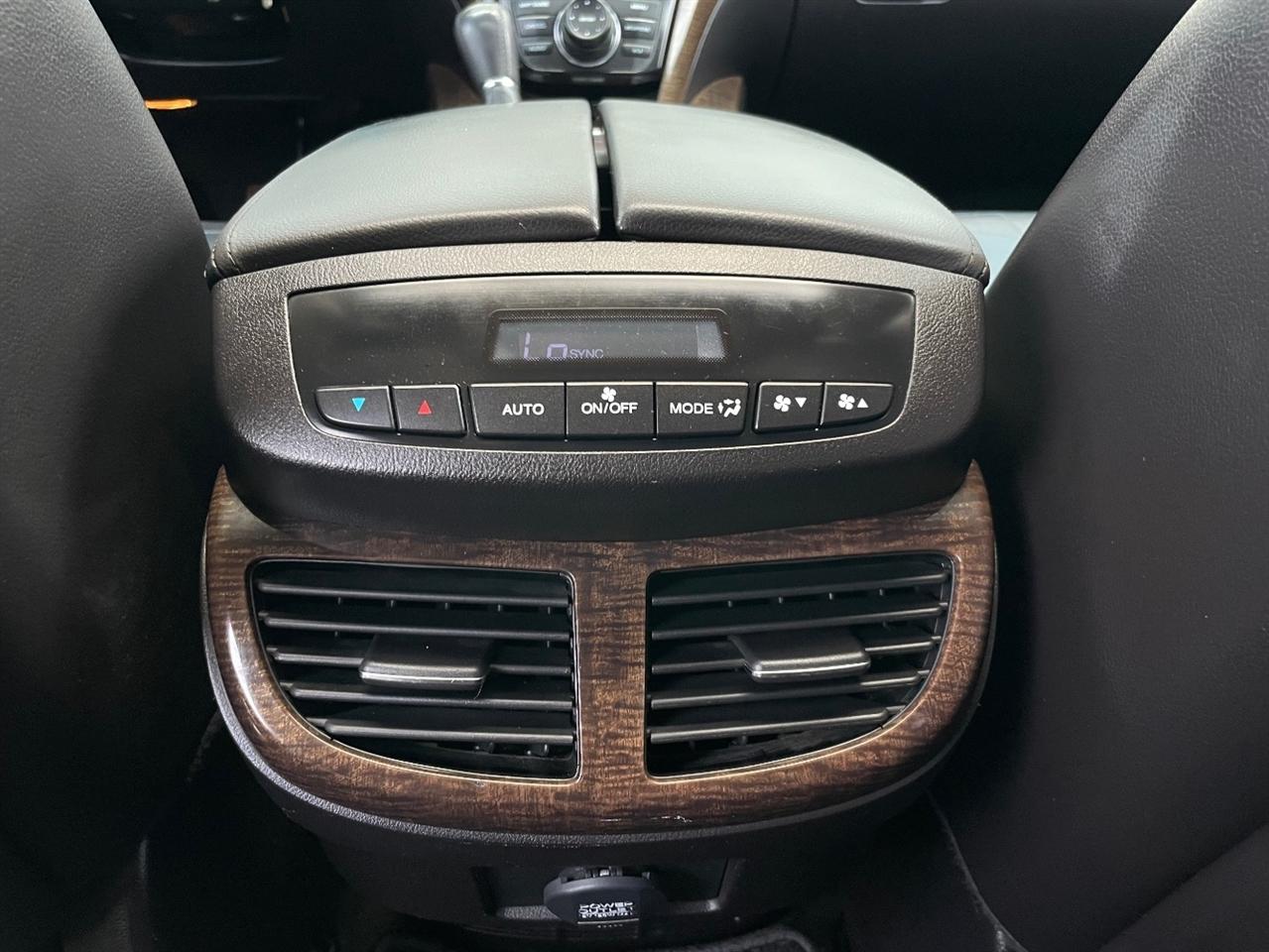Acura MDX  2011