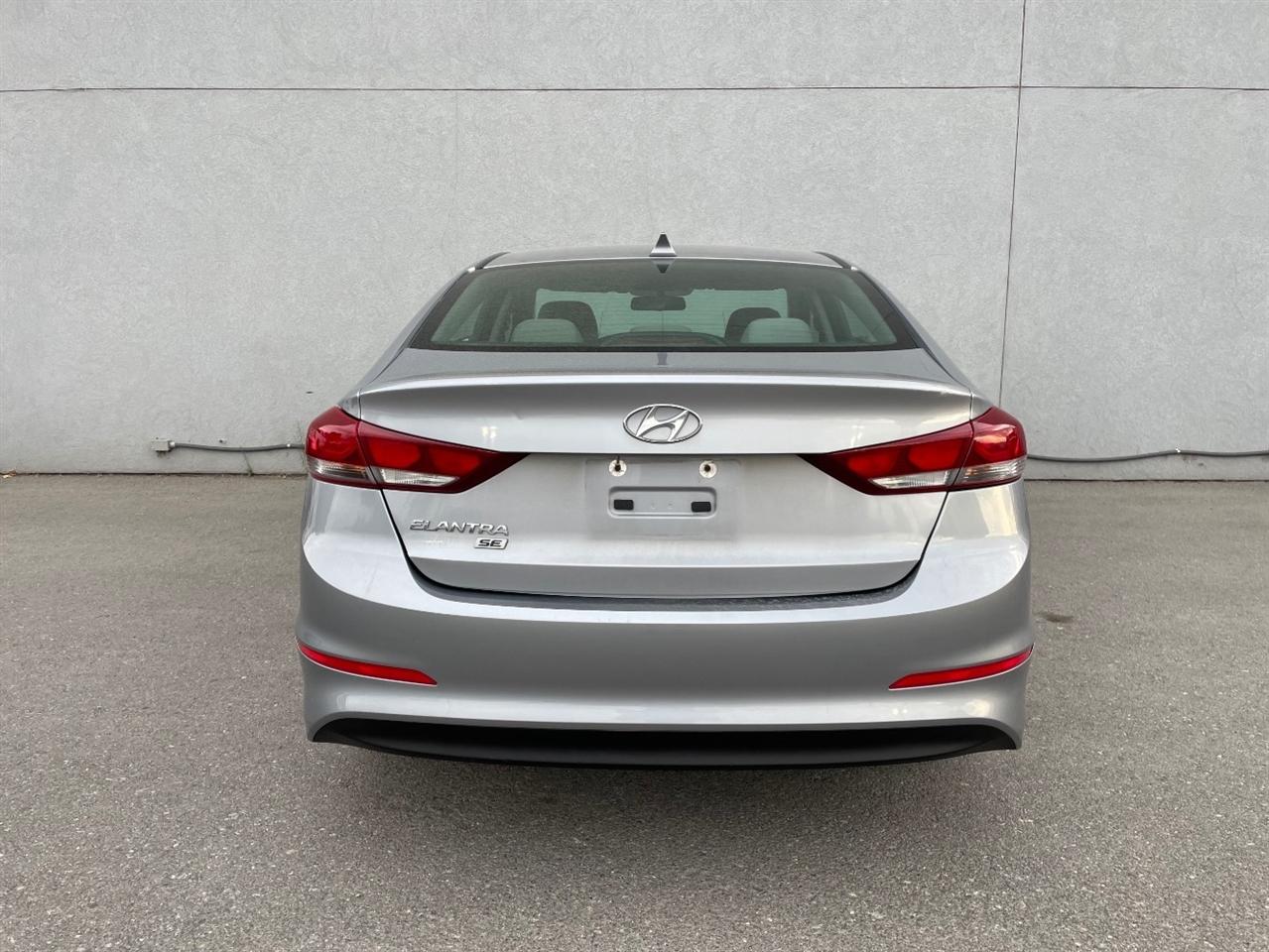 Hyundai Elantra  2017