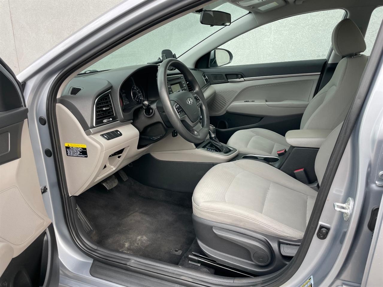 Hyundai Elantra  2017