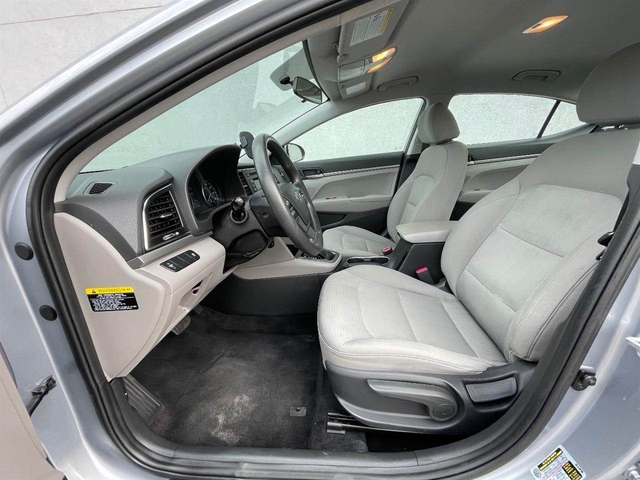 Hyundai Elantra  2017