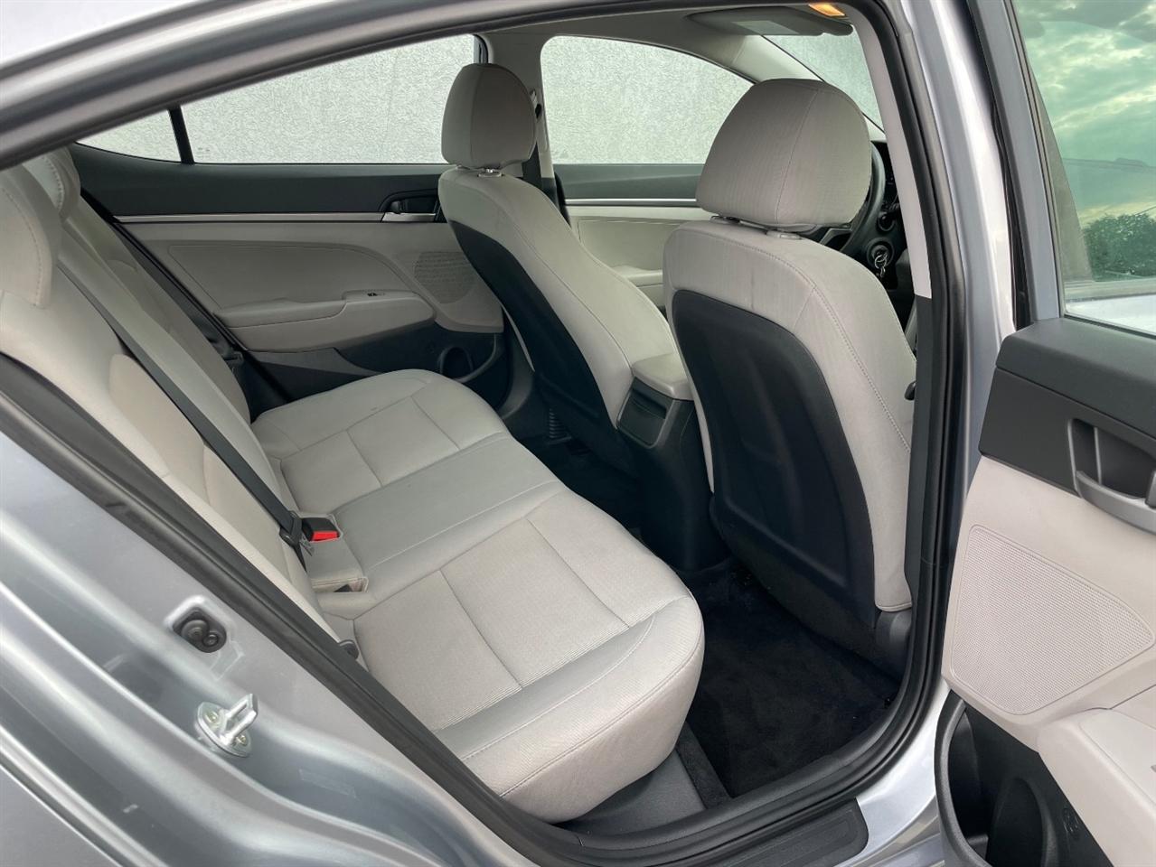 Hyundai Elantra  2017