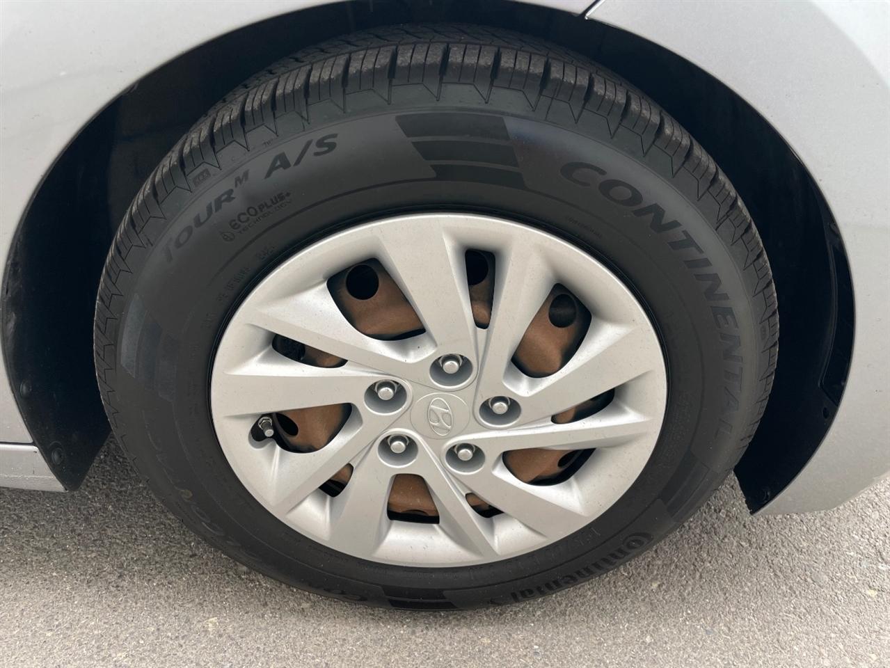 Hyundai Elantra  2017