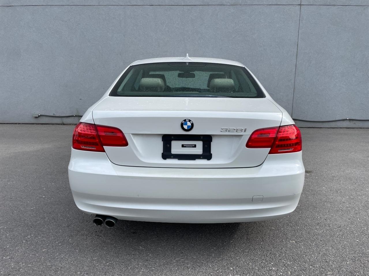 BMW 3 Series  2012