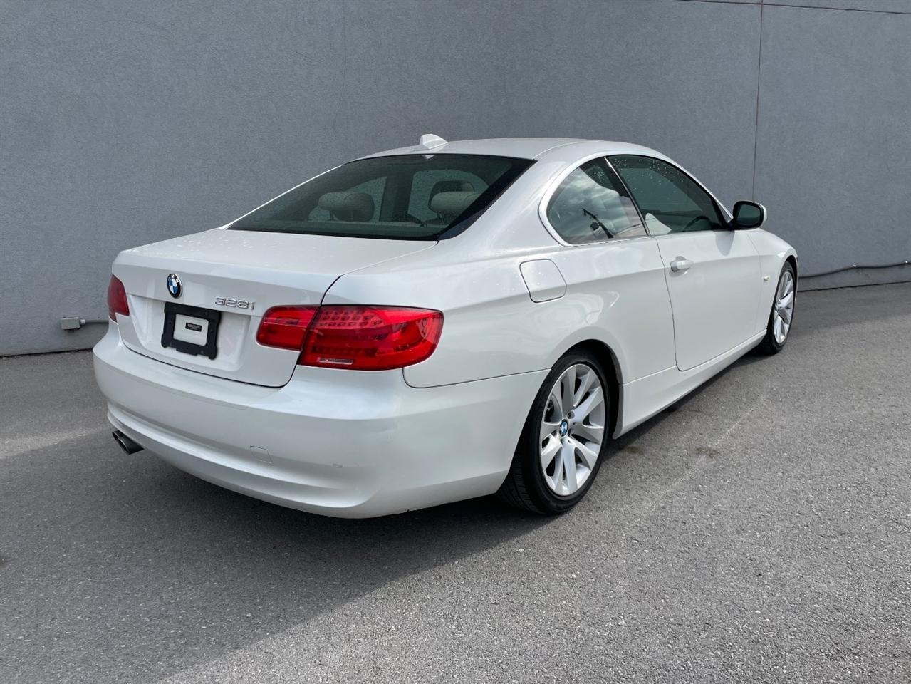 BMW 3 Series  2012