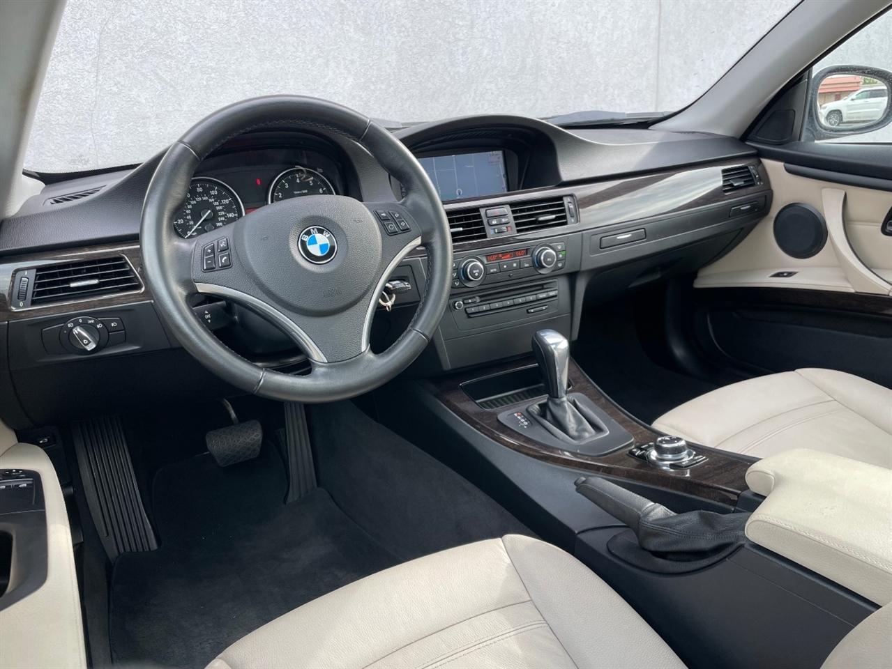 BMW 3 Series  2012