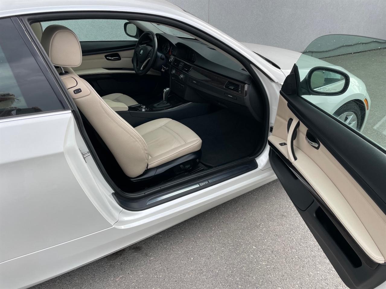 BMW 3 Series  2012