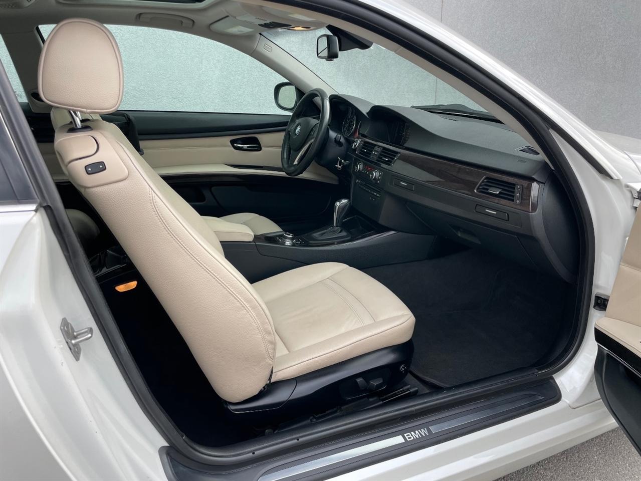 BMW 3 Series  2012