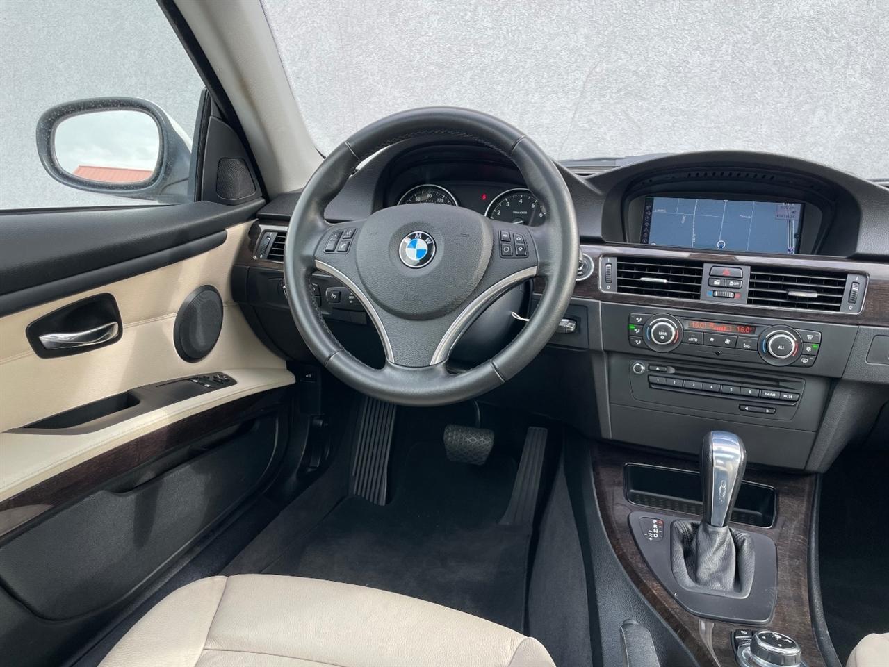 BMW 3 Series  2012