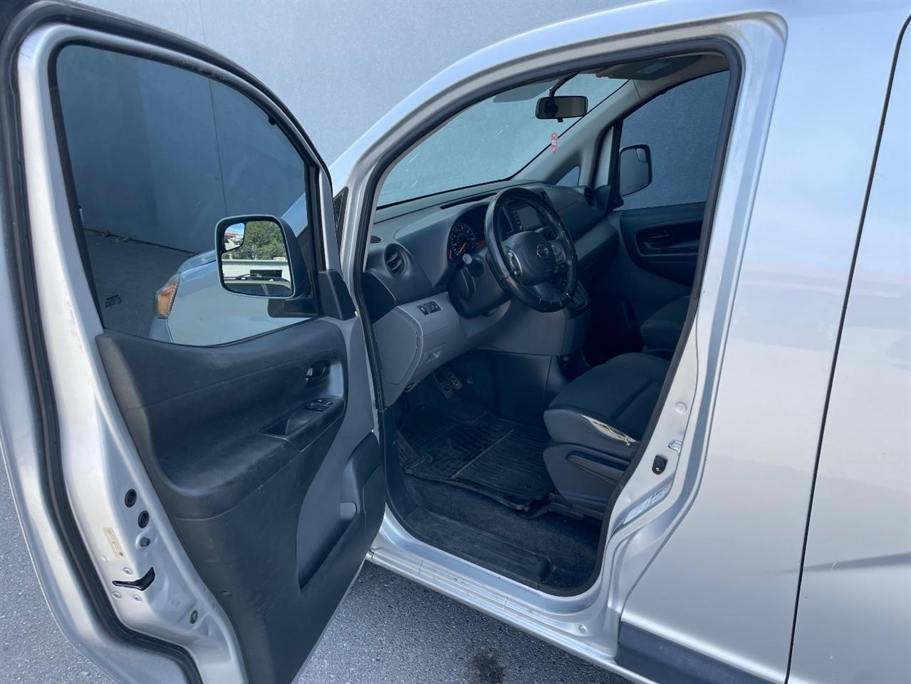 Nissan NV200  2014