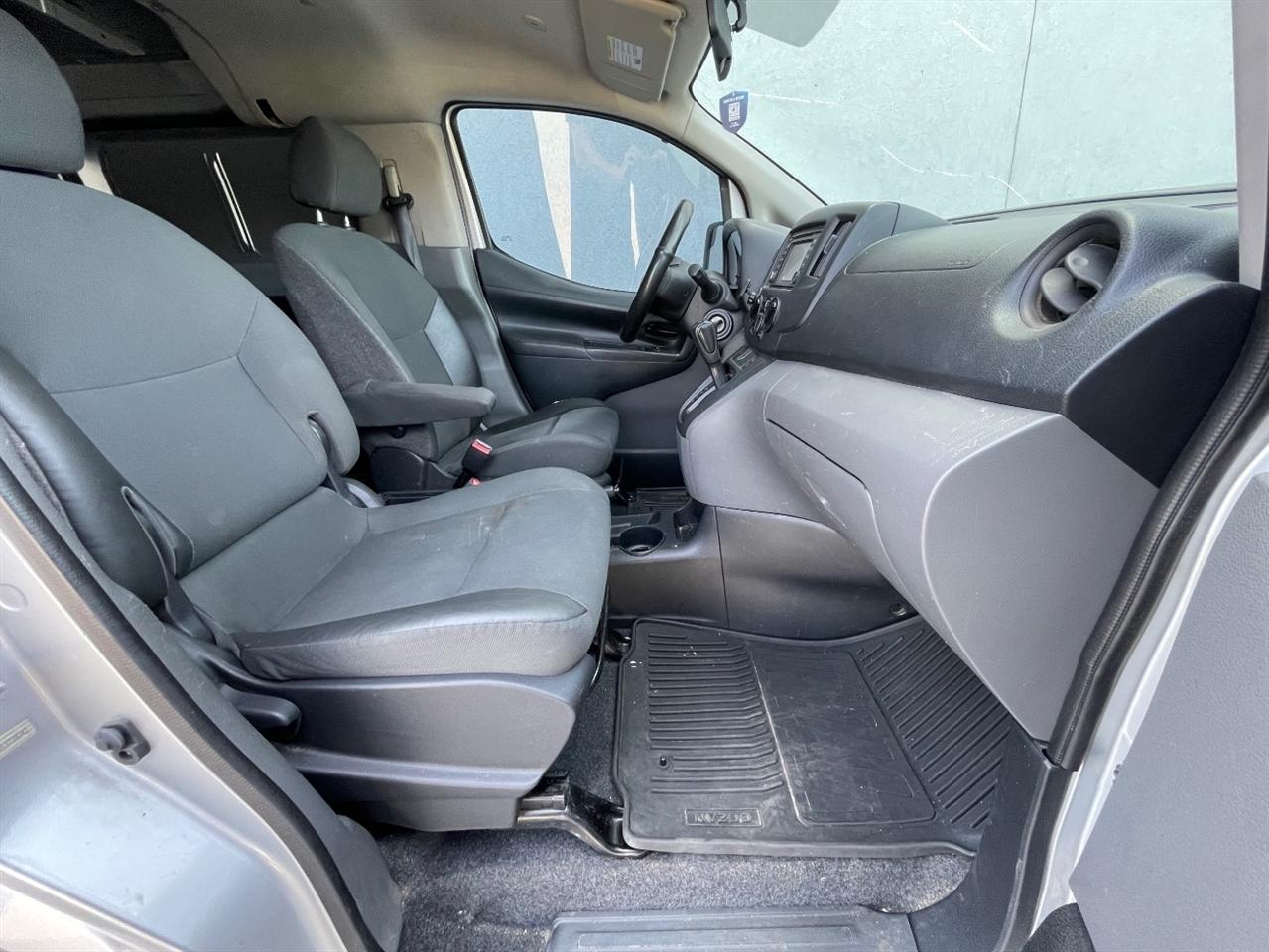 Nissan NV200  2014