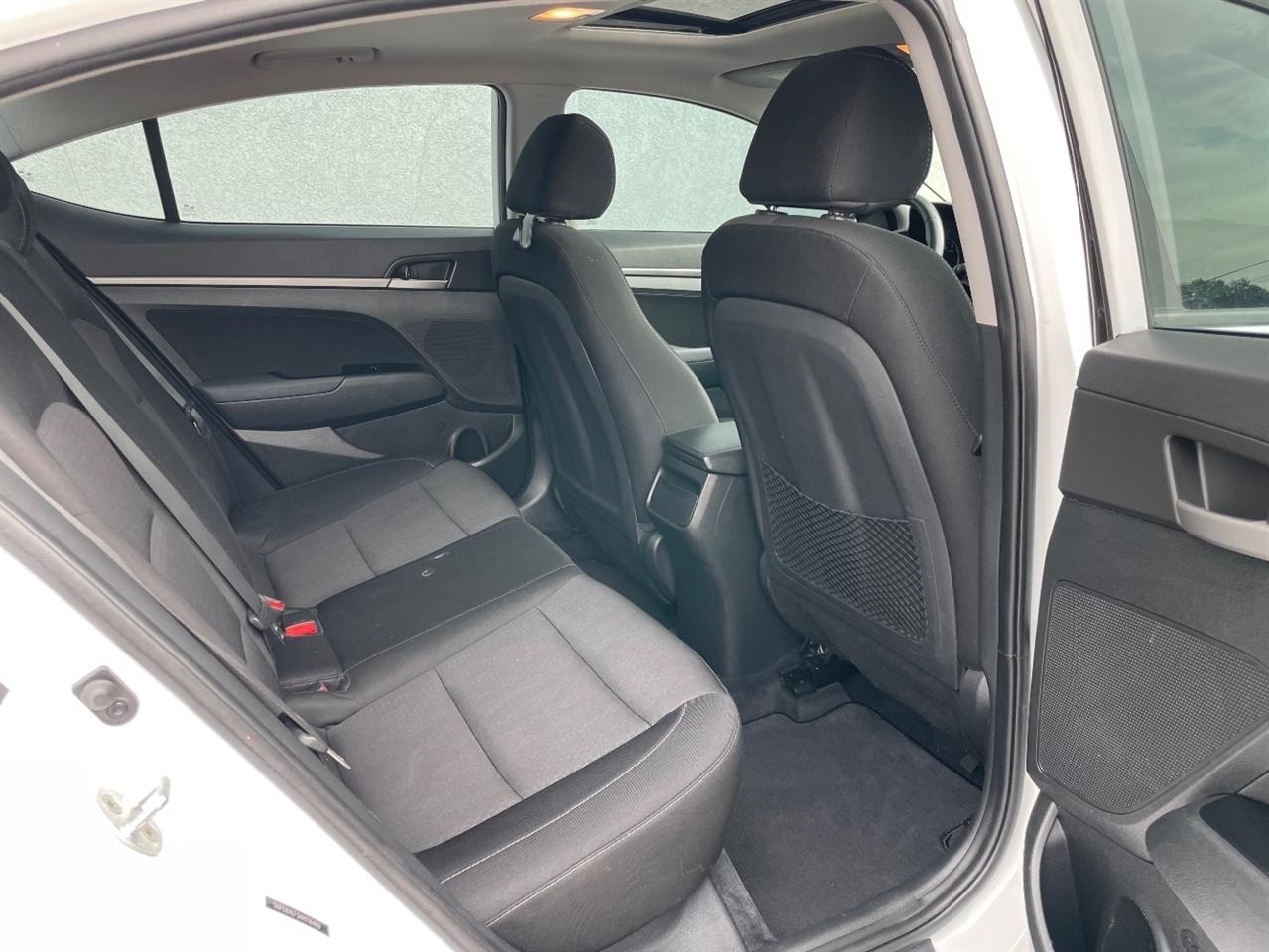 Hyundai Elantra  2017