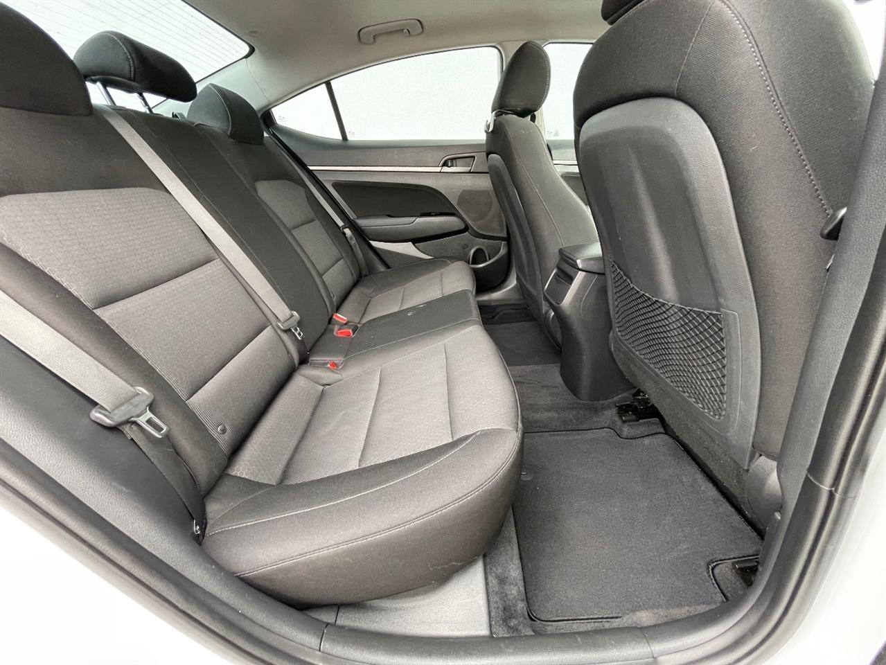 Hyundai Elantra  2017