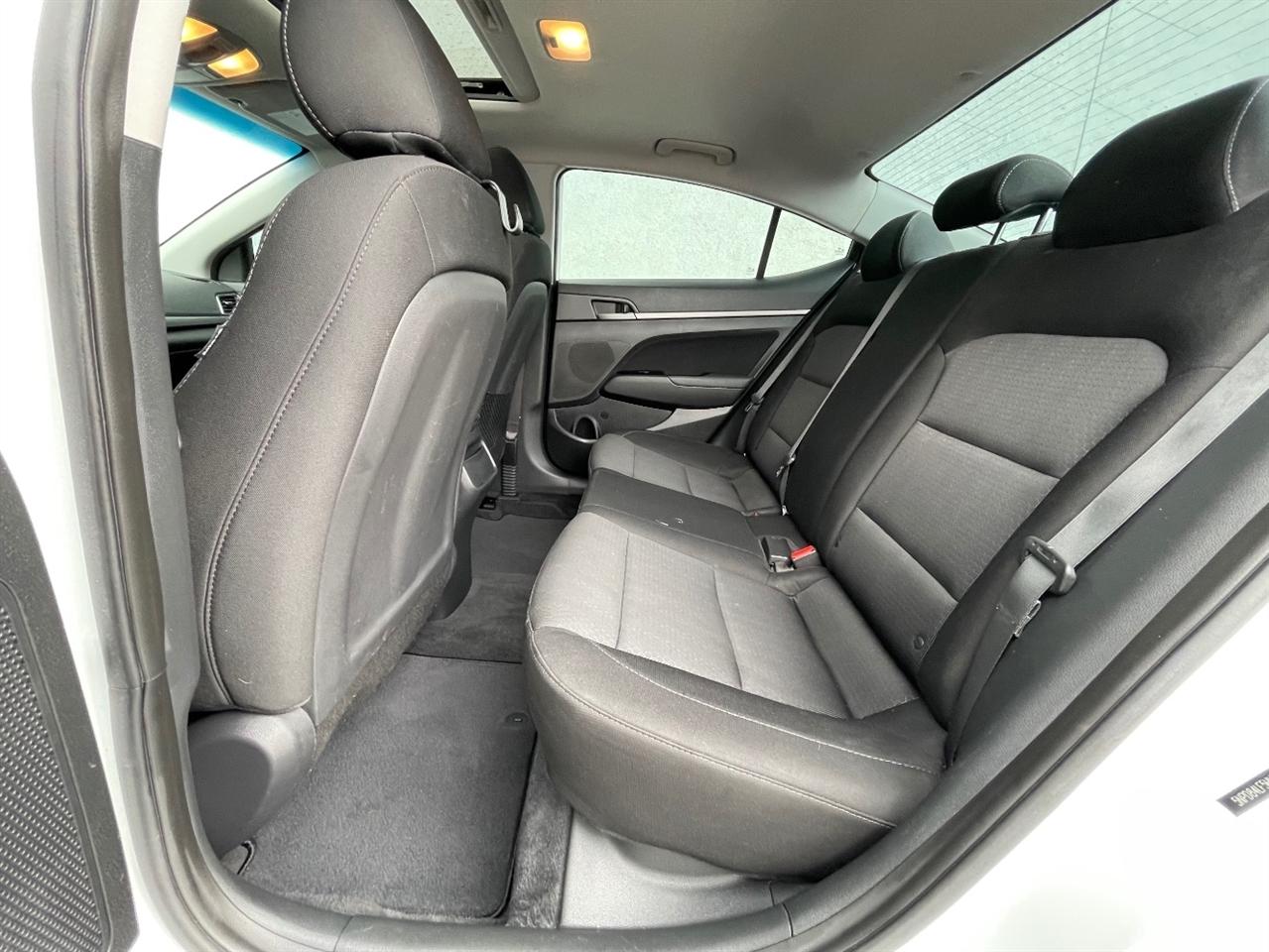 Hyundai Elantra  2017