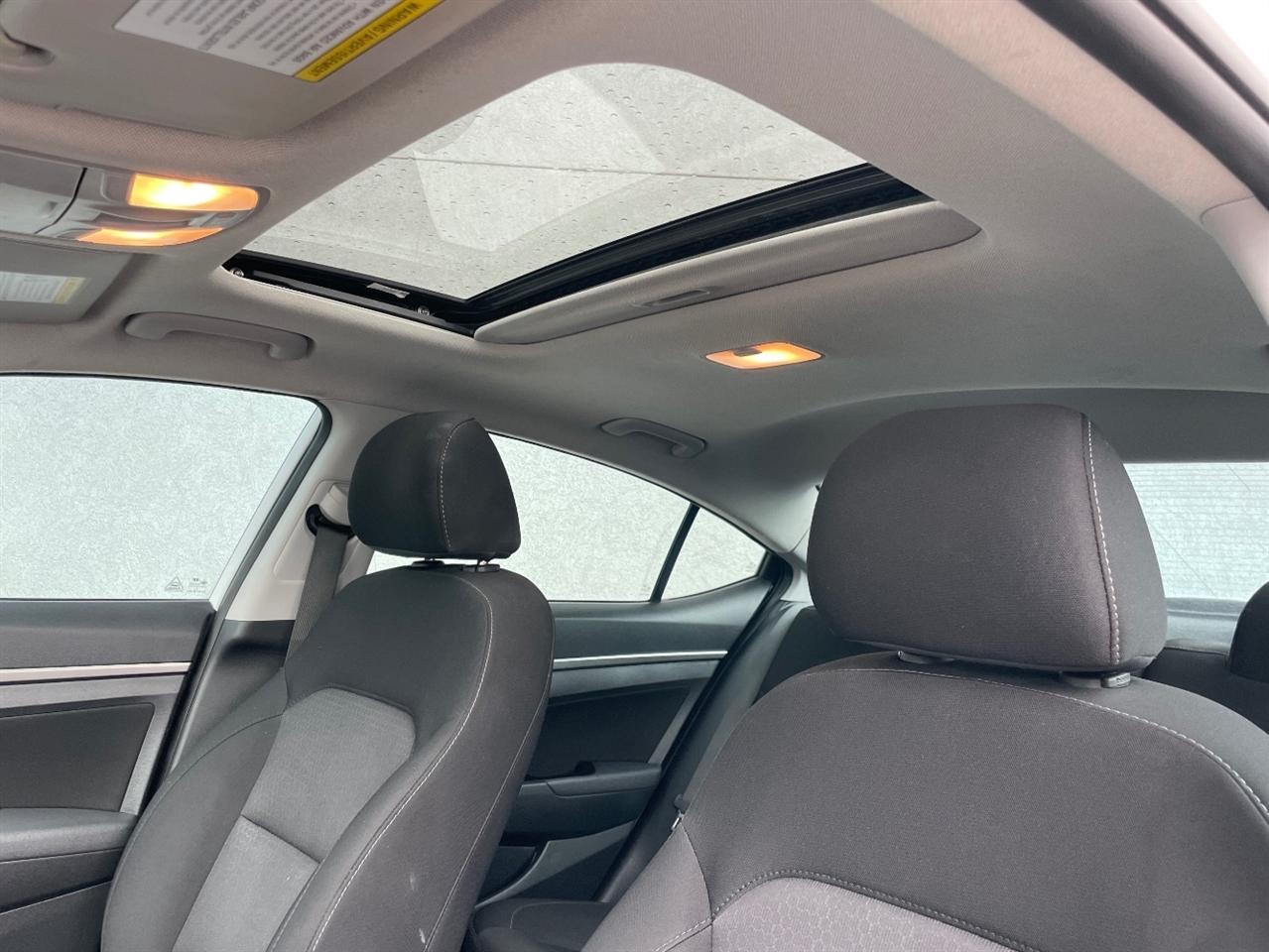 Hyundai Elantra  2017