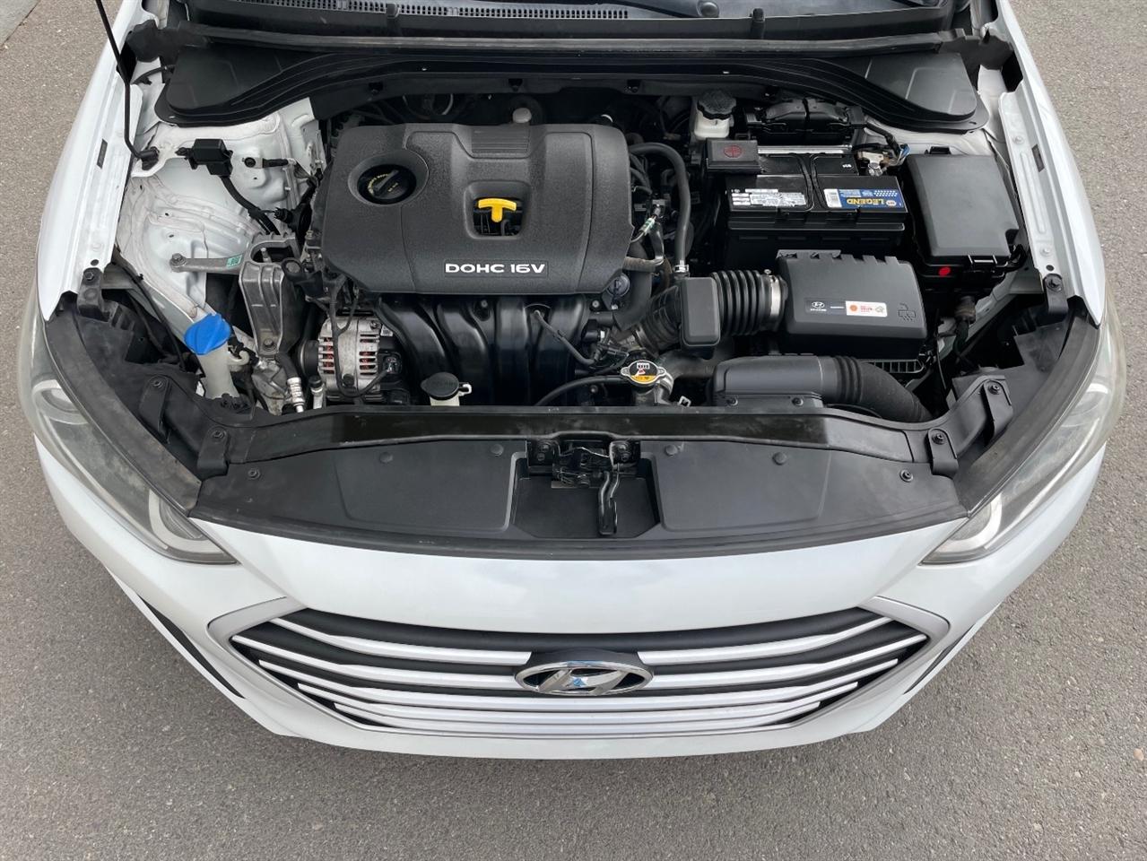 Hyundai Elantra  2017