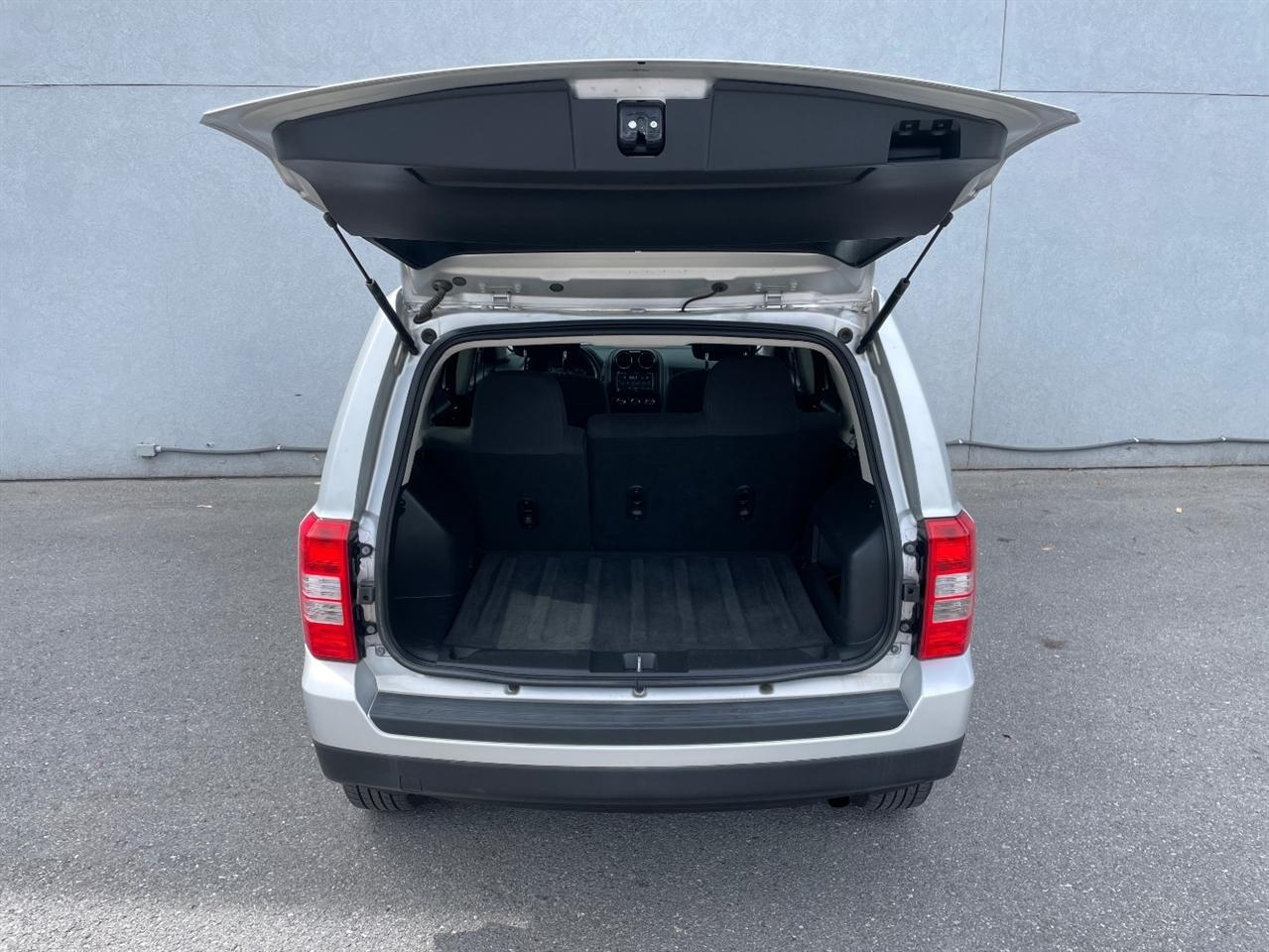 Jeep Patriot  2011
