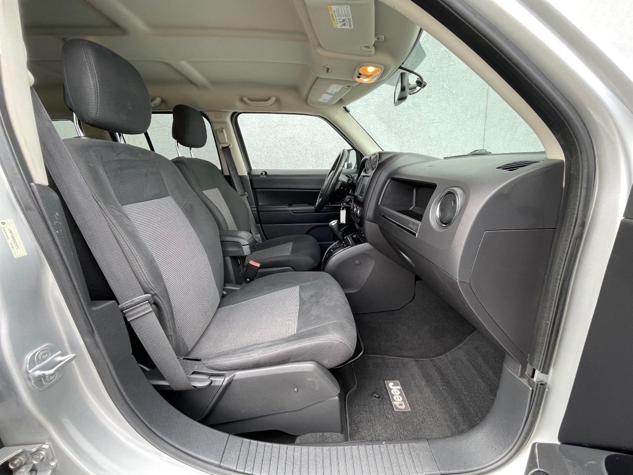 Jeep Patriot  2011