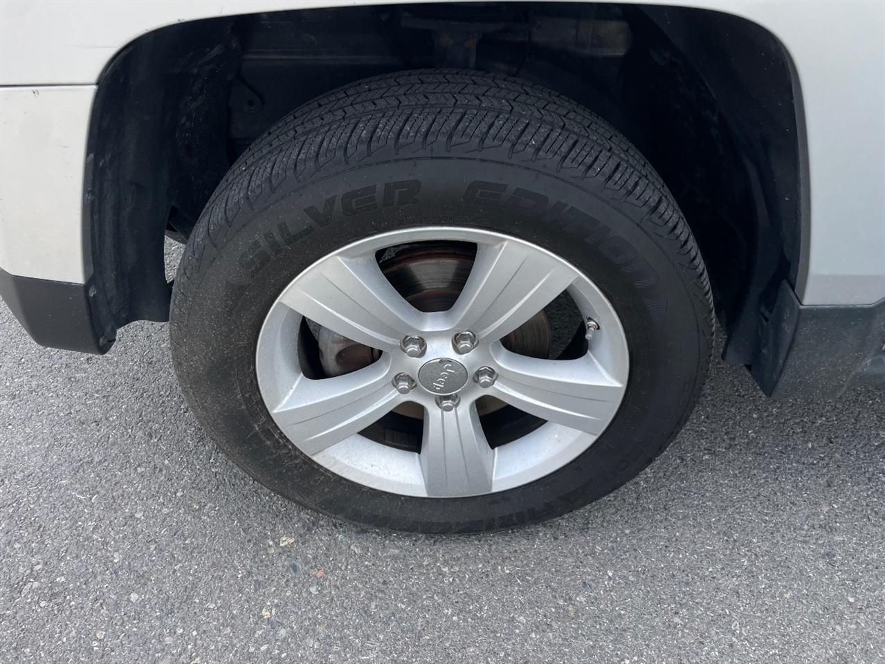 Jeep Patriot  2011
