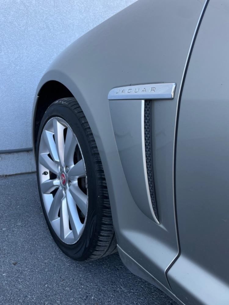 Jaguar XF  2014