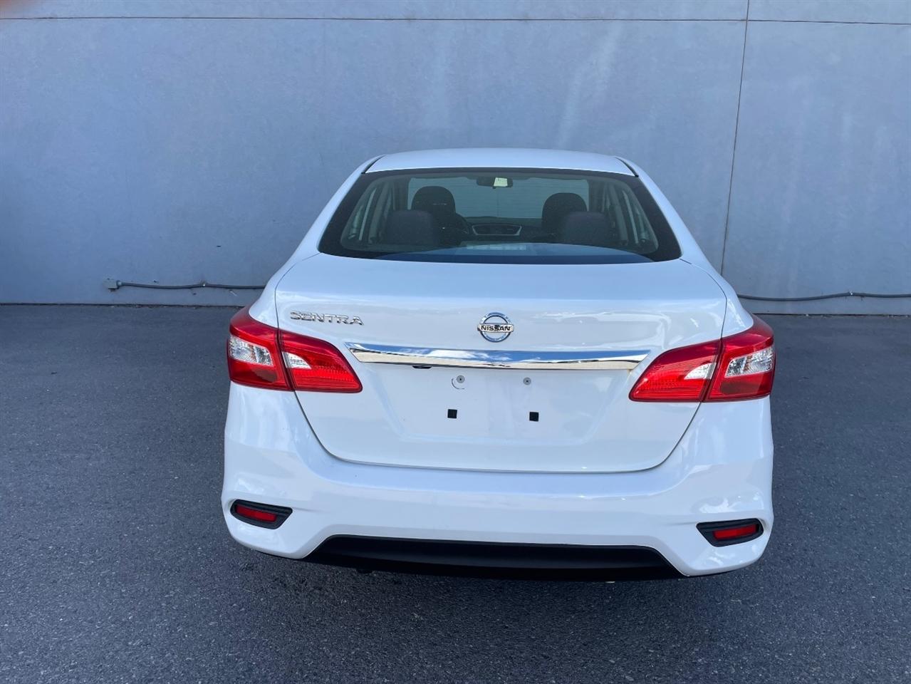 Nissan Sentra  2018