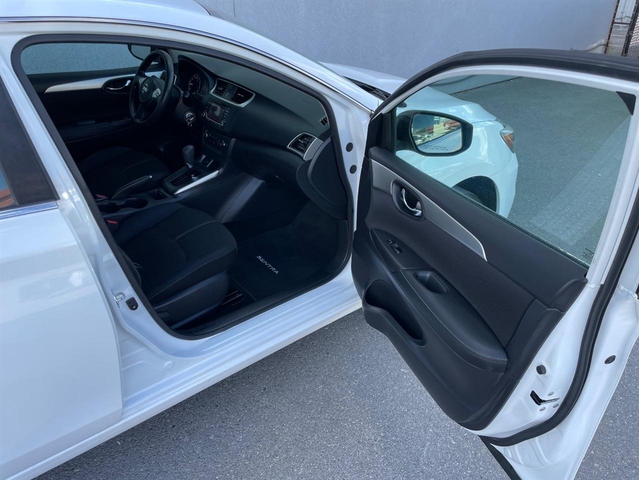 Nissan Sentra  2018