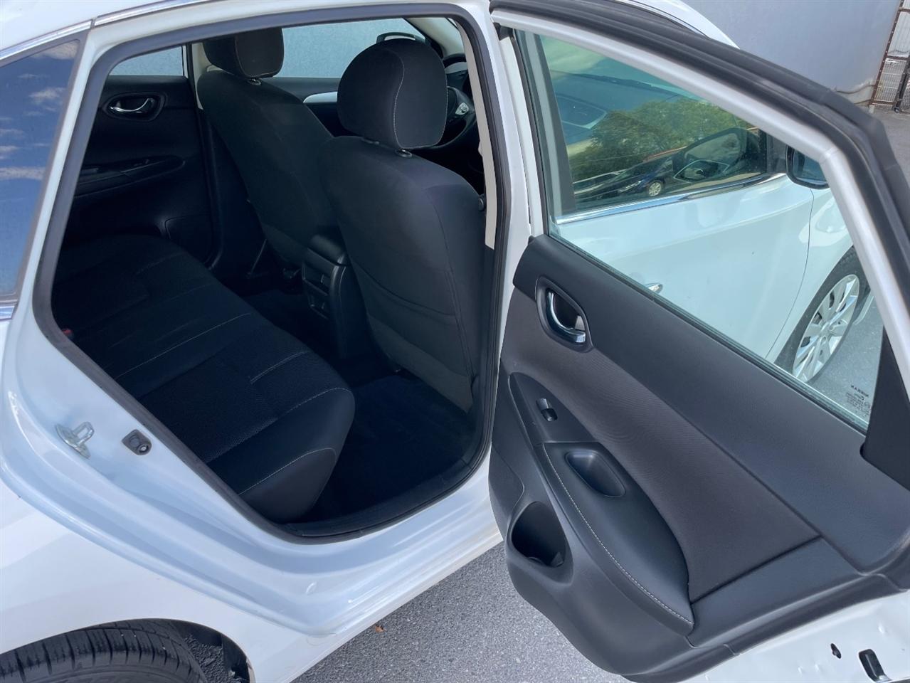 Nissan Sentra  2018