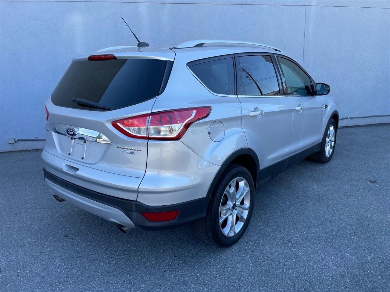 Ford Escape  2014