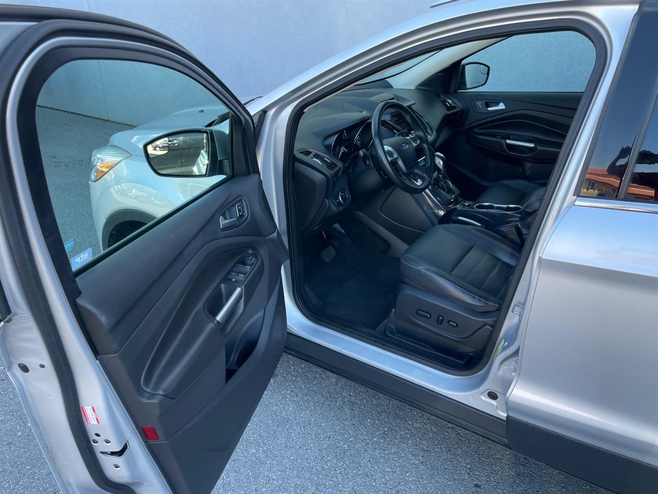 Ford Escape  2014